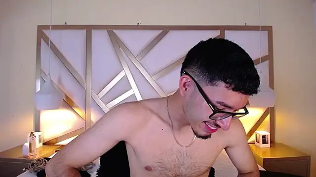 Snapshot of Jaxon_Carter chatting on 11.15.25 Jaxon Carter online show from 11.15.25