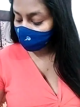 Snapshot of Shy_Peehu chatting on 04.16.26 Shy Peehu online show from 04.16.26