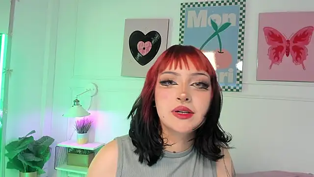 Zoe Lynch  online show from 03.19.26