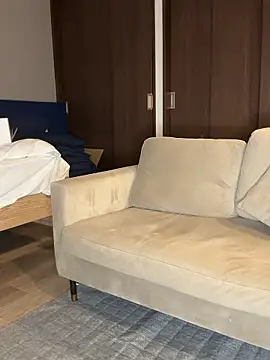 Snapshot of 0p-saki-p0 chatting on 12.20.25 0p-saki-p0 online show from 12.20.25