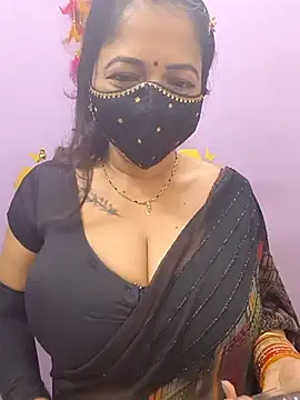 Queen Nightt online show from 10.13.25