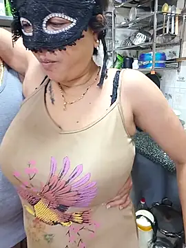 Queen Nightt online show from 12.17.25