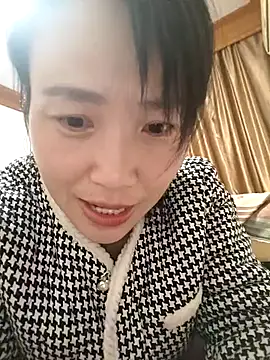 Snapshot of Haili-1 chatting on 02.26.26 Haili-1 online show from 02.26.26