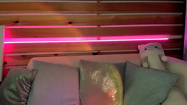 Lori Williams online show from 10.22.25