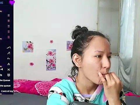 Natzu Choi online show from 04.01.26