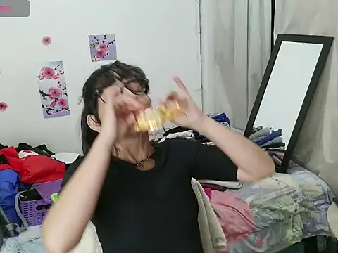 Natzu Choi online show from 04.10.26