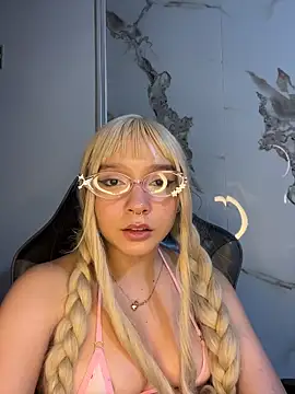 JuliethMoss online show from 03.28.26