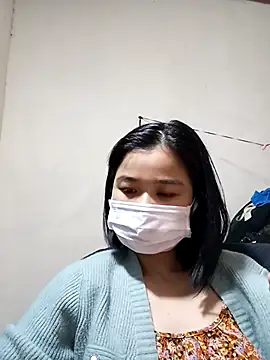 Snapshot of Daisy-lusia96 chatting on 10.31.25 Daisy-lusia96 online show from 10.31.25