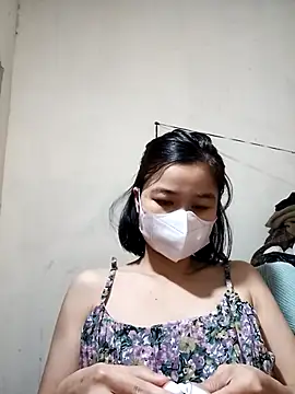 Snapshot of Daisy-lusia96 chatting on 11.05.25 Daisy-lusia96 online show from 11.05.25