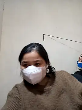 Snapshot of Daisy-lusia96 chatting on 11.23.25 Daisy-lusia96 online show from 11.23.25