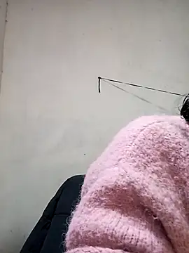 Snapshot of Daisy-lusia96 chatting on 11.28.25 Daisy-lusia96 online show from 11.28.25