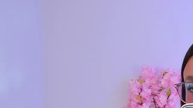 maily zanss online show from 12.13.25