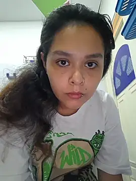 Snapshot of lila_kitty81 chatting on 10.29.25 lila kitty81 online show from 10.29.25