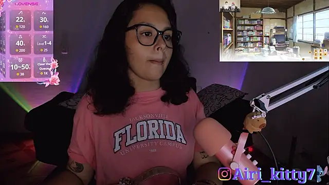 Snapshot of lila_kitty81 chatting on 02.10.26 lila kitty81 online show from 02.10.26