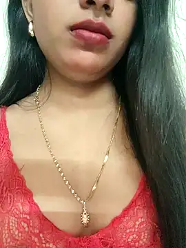 Maahhii 2 online show from 09.15.25