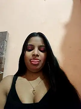 Snapshot of Maahhii_2 chatting on 01.05.26 Maahhii 2 online show from 01.05.26