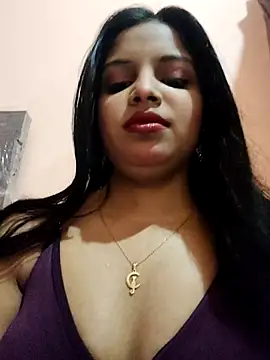 Snapshot of Maahhii_2 chatting on 01.06.26 Maahhii 2 online show from 01.06.26