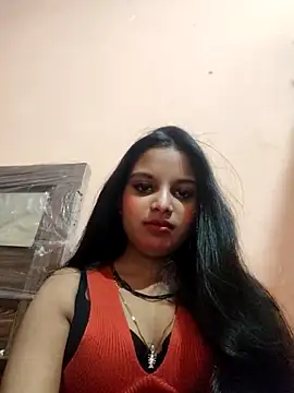 Snapshot of Maahhii_2 chatting on 02.21.26 Maahhii 2 online show from 02.21.26