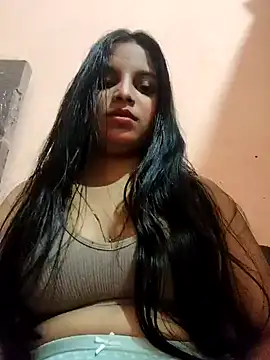 Snapshot of Maahhii_2 chatting on 02.23.26 Maahhii 2 online show from 02.23.26