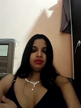 Snapshot of Maahhii_2 chatting on 03.21.26 Maahhii 2 online show from 03.21.26