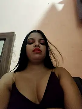 Snapshot of Maahhii_2 chatting on 03.30.26 Maahhii 2 online show from 03.30.26