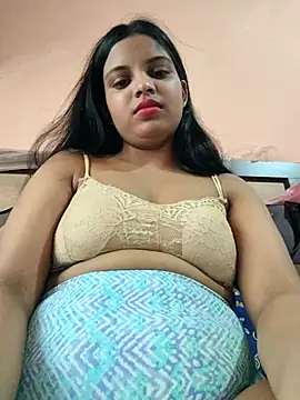 Snapshot of Maahhii_2 chatting on 04.03.26 Maahhii 2 online show from 04.03.26