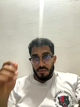 TU-MORENOO online show from 11.18.25