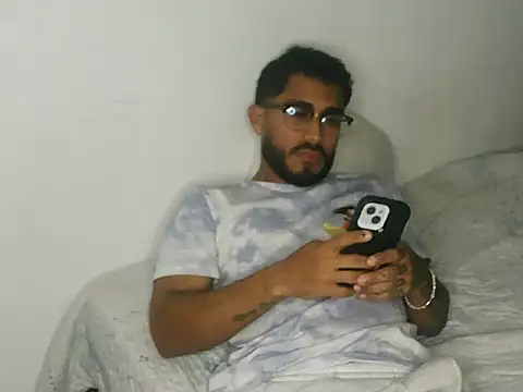 TU-MORENOO online show from 11.19.25