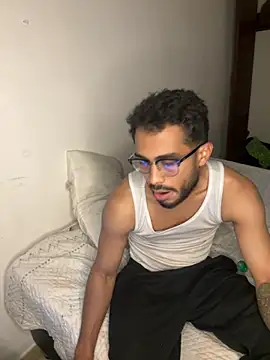 TU-MORENOO online show from 11.24.25