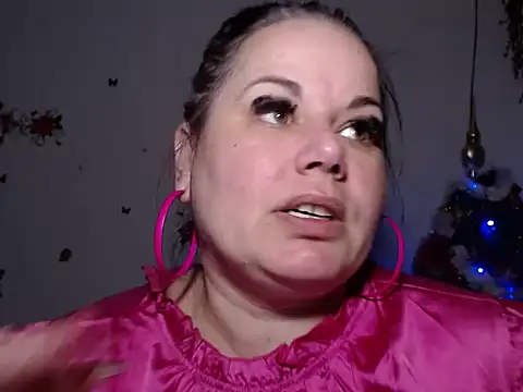 Snapshot of andreea2011 chatting on 09.26.25 andreea2011 online show from 09.26.25