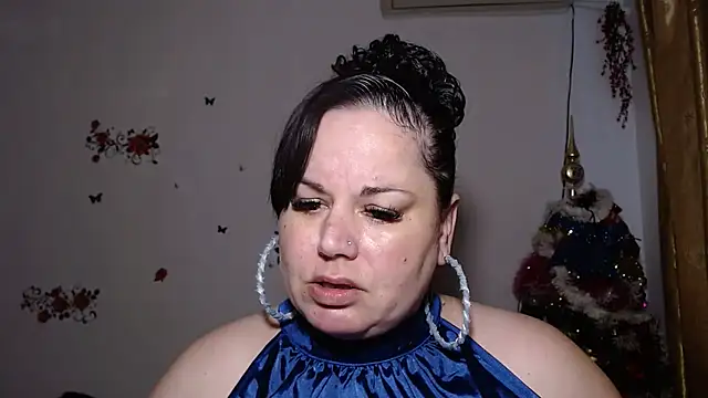 Snapshot of andreea2011 chatting on 10.12.25 andreea2011 online show from 10.12.25