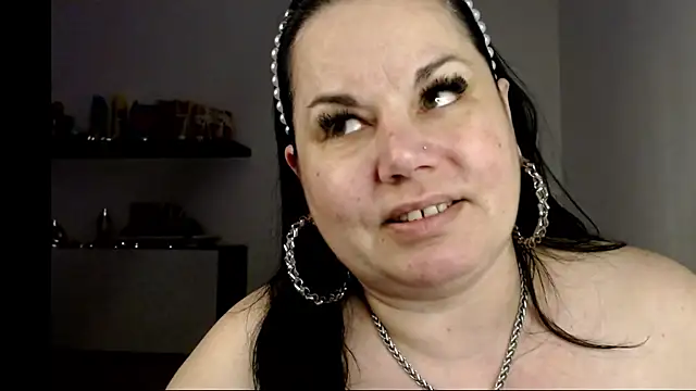 Snapshot of andreea2011 chatting on 11.29.25 andreea2011 online show from 11.29.25