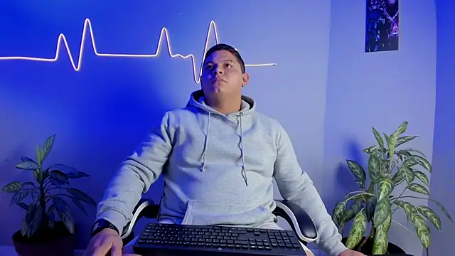 Maximus Steel online show from 11.10.25