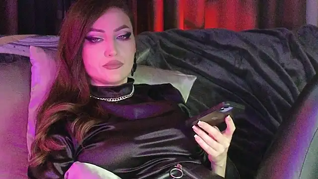 Snapshot of AliceJameson chatting on 09.18.25 AliceJameson online show from 09.18.25