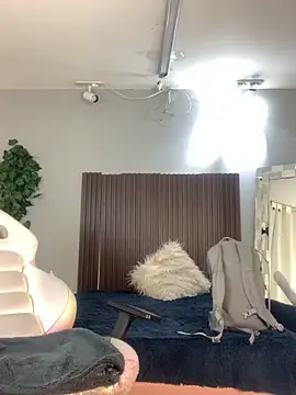 Snapshot of kataleya_29 chatting on 10.17.25 kataleya 29 online show from 10.17.25