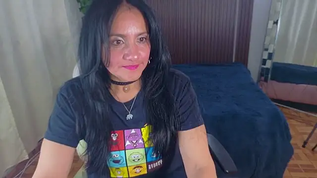 Snapshot of kataleya_29 chatting on 11.06.25 kataleya 29 online show from 11.06.25