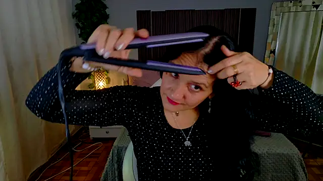 Snapshot of kataleya_29 chatting on 11.26.25 kataleya 29 online show from 11.26.25