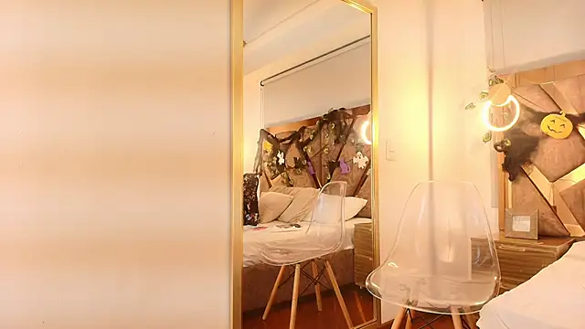 zarah andrew   online show from 10.24.25