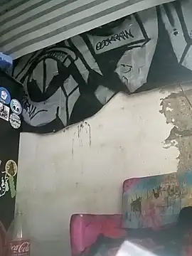 Snapshot of Narckse chatting on 10.12.25 Narckse online show from 10.12.25