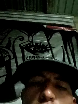 Snapshot of Narckse chatting on 10.16.25 Narckse online show from 10.16.25