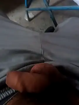 Snapshot of Narckse chatting on 10.27.25 Narckse online show from 10.27.25