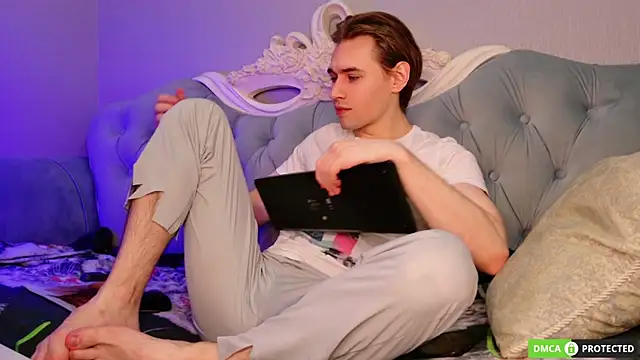 WilliamDyson online show from 04.18.26