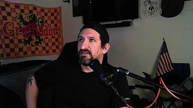 DevilPup75  online show from 10.03.25