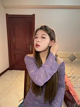 tuanzi125216 online show from 11.15.25