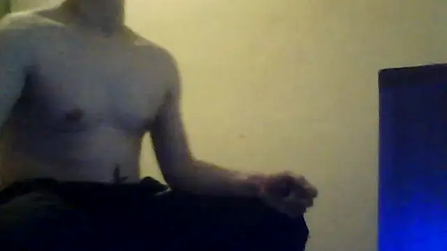 Snapshot of Thoma9034 chatting on 12.15.25 Thoma9034 online show from 12.15.25