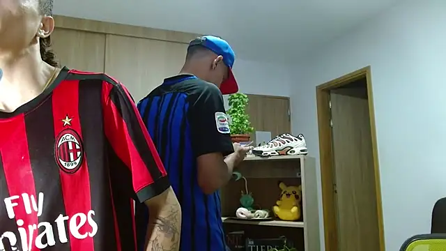 skinny23cm online show from 11.12.25