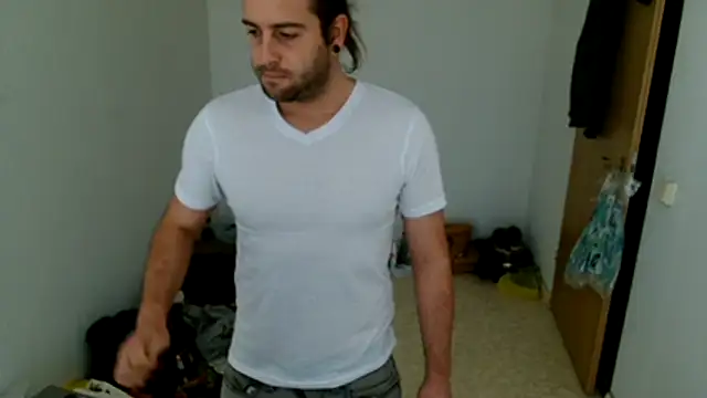 Snapshot of hei_69 chatting on 10.21.25 hei 69 online show from 10.21.25