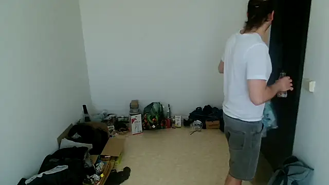 Snapshot of hei_69 chatting on 12.20.25 hei 69 online show from 12.20.25