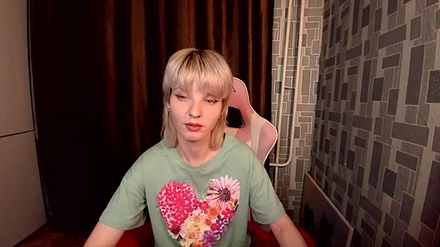 Madelaineses online show from 03.08.26