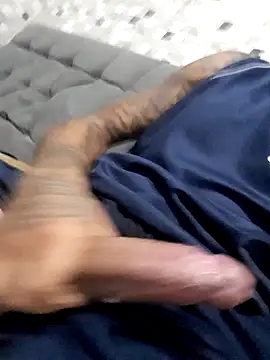 Snapshot of velozte5678 chatting on 09.15.25 velozte5678 online show from 09.15.25